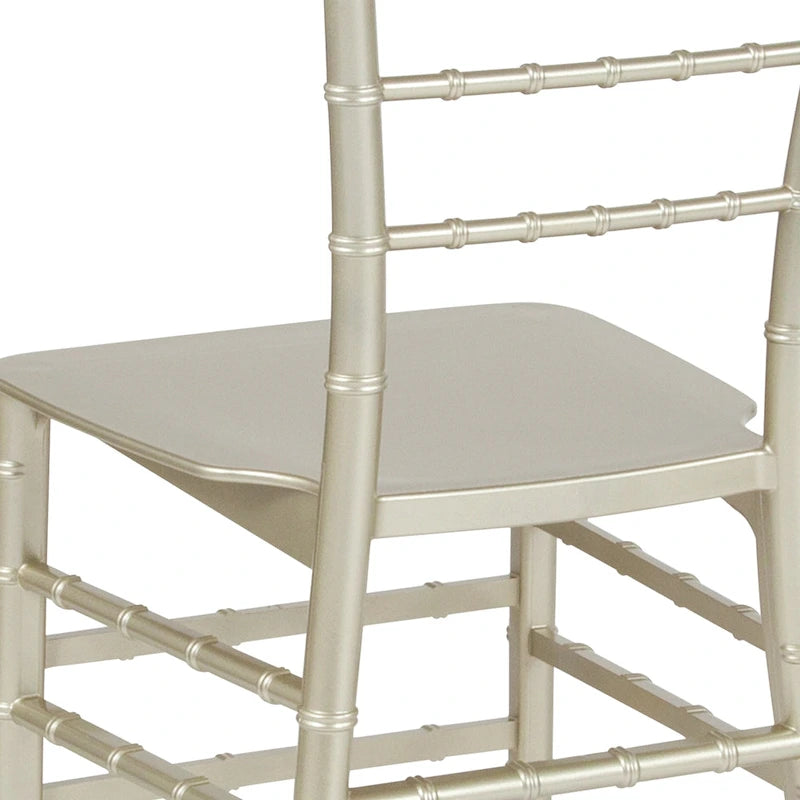 Chaise empilable en résine - 15L x 18,75P x 35H - 15L x 18,75P x 35H