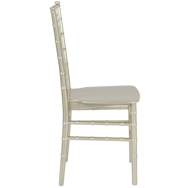 Chaise empilable en résine - 15L x 18,75P x 35H - 15L x 18,75P x 35H
