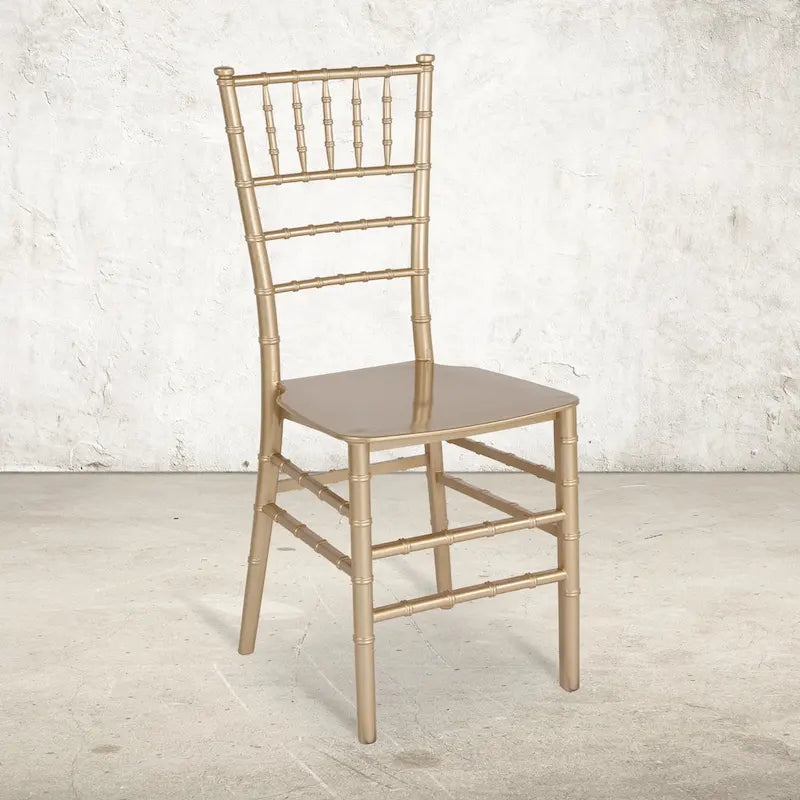 Chaise empilable en résine - 15L x 18,75P x 35H - 15L x 18,75P x 35H