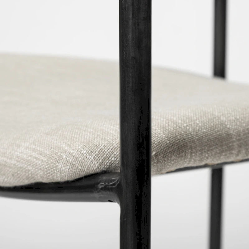 Chaise de salle à manger avec assise en tissu beige et cadre en métal gris acier - 21.5L x 21.1W x 28.7H