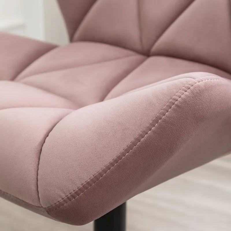 Chaise de bureau pivotante réglable sans accoudoirs, capitonnée de losanges