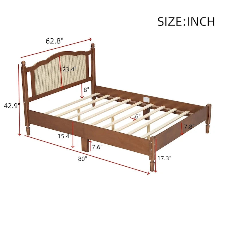 Lit plateforme queen en bois avec tête de lit en rotin naturel